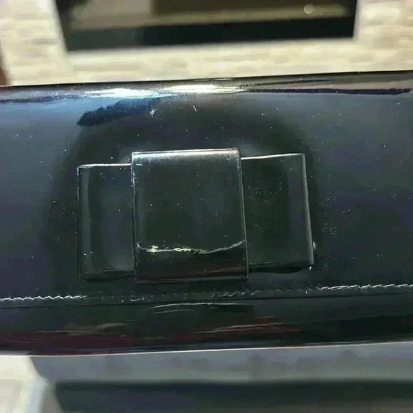 Miu Miu Black Patent Leather Long Wallet - Picture 11 of 13